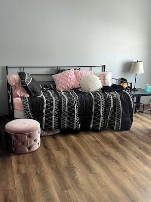 4 habitaciones, wifi y ropa de cama
