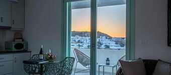 Kimolos Vibes Suites