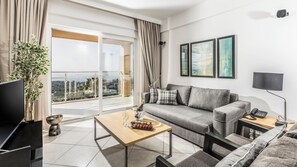 TV - Unique Residence Hotel Golf & Spa (Soke)