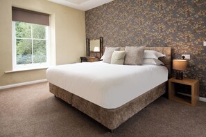 5 Schlafzimmer, Bügeleisen/Bügelbrett, WLAN, Bettwäsche