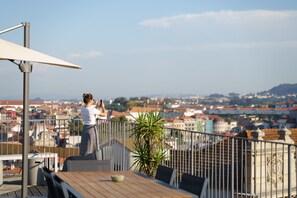 Apartment | Tempat makan luar