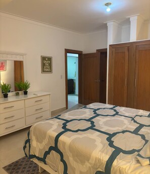 Chambre, 1 chambre, accessible aux personnes à mobilité réduite, balcon | 1 chambre