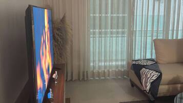 Room, 1 Bedroom, Accessible, Balcony | Room amenity