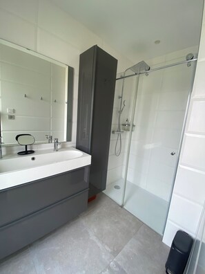 Shower, hair dryer