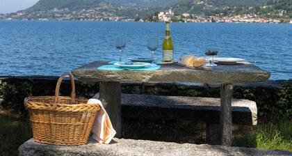 Lake Orta family retreat with lakefront garden