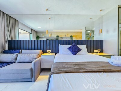 Art Studio by VLV Stays