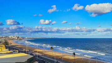 Estúdio exclusivo | Praia | Na praia, massagens na praia, prática de vôlei de praia