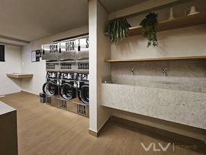 Interior - Art Studio by VLV Stays (Salvador)