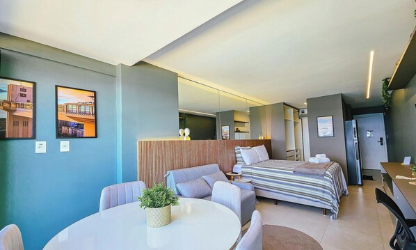 Studio | Dining - Art Studio by VLV Stays (Salvador)