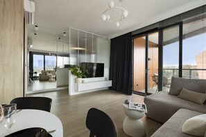 Deluxe Apartment, Harbor View | Free WiFi