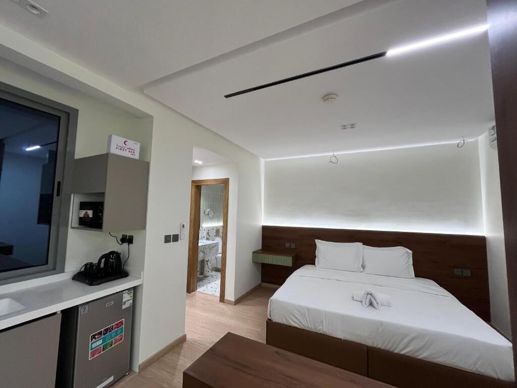 Căn hộ phong cách cổ điển | Két bảo mật tại phòng, phòng cách âm 