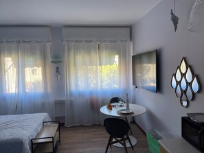 Comfort Studio, City View