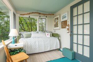 3 dormitorios, tabla de planchar con plancha, wifi gratis y ropa de cama