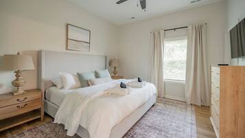 2 habitaciones, tabla de planchar con plancha, wifi y ropa de cama
