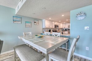 Dining - Oceanfront Two Bedroom, Two Bath Horizon East Condo (Garden City Beach)