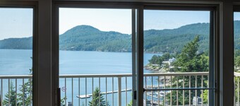 Adventure Awaits—Secluded Orcas Island Stay | Hillside 1940