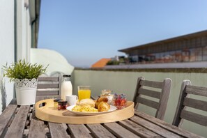 Leilighet | Utendørsservering