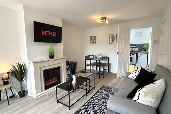 Living Room / Lounge