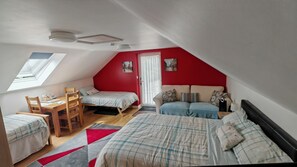 Firemannsrom, eget bad (Room 3)