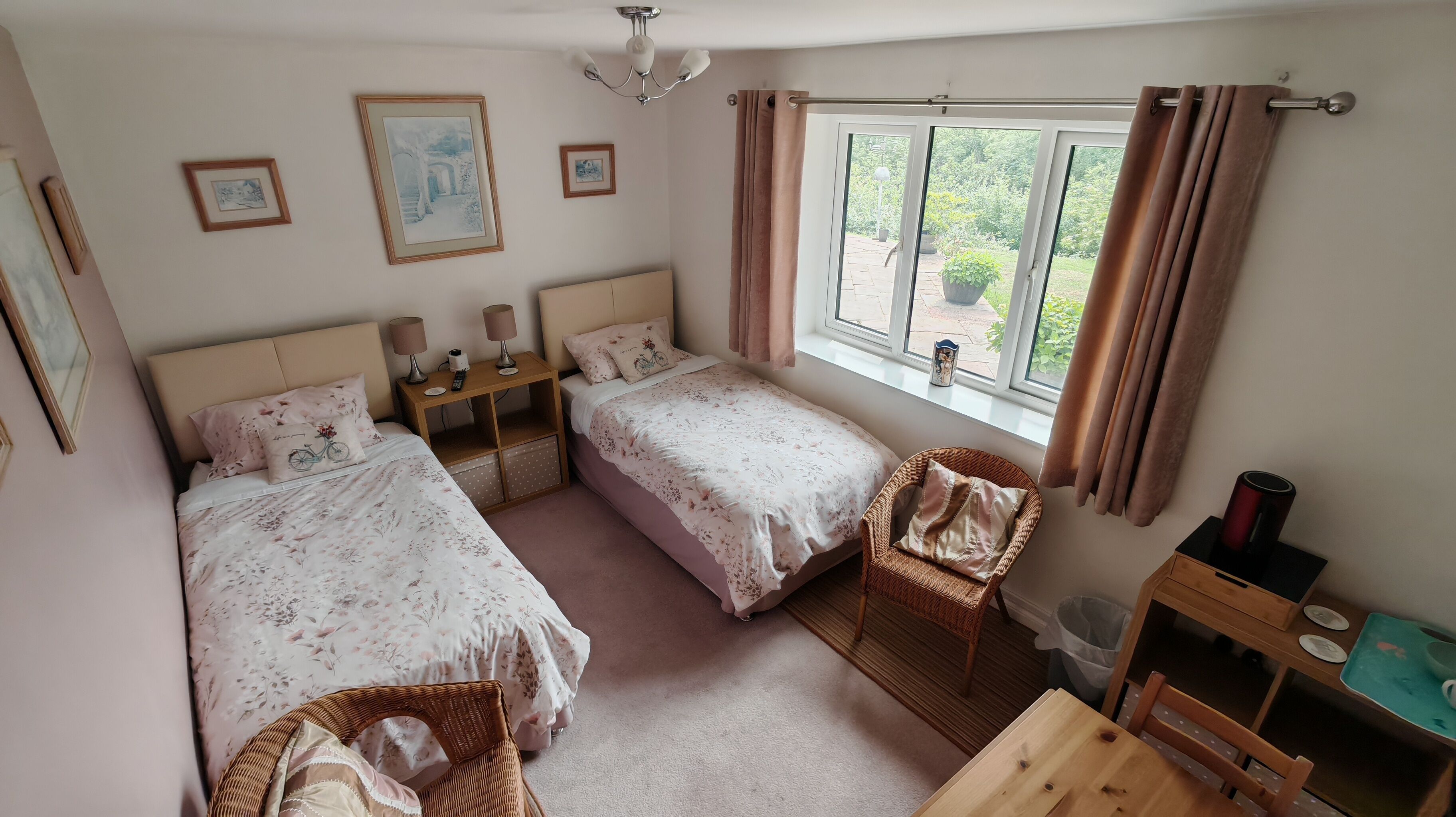 Twin Room, Private Bathroom (Room 2)