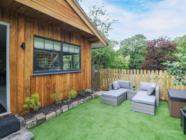 Terrace/patio - Stoney Rock Lodge (Stoke-on-Trent)