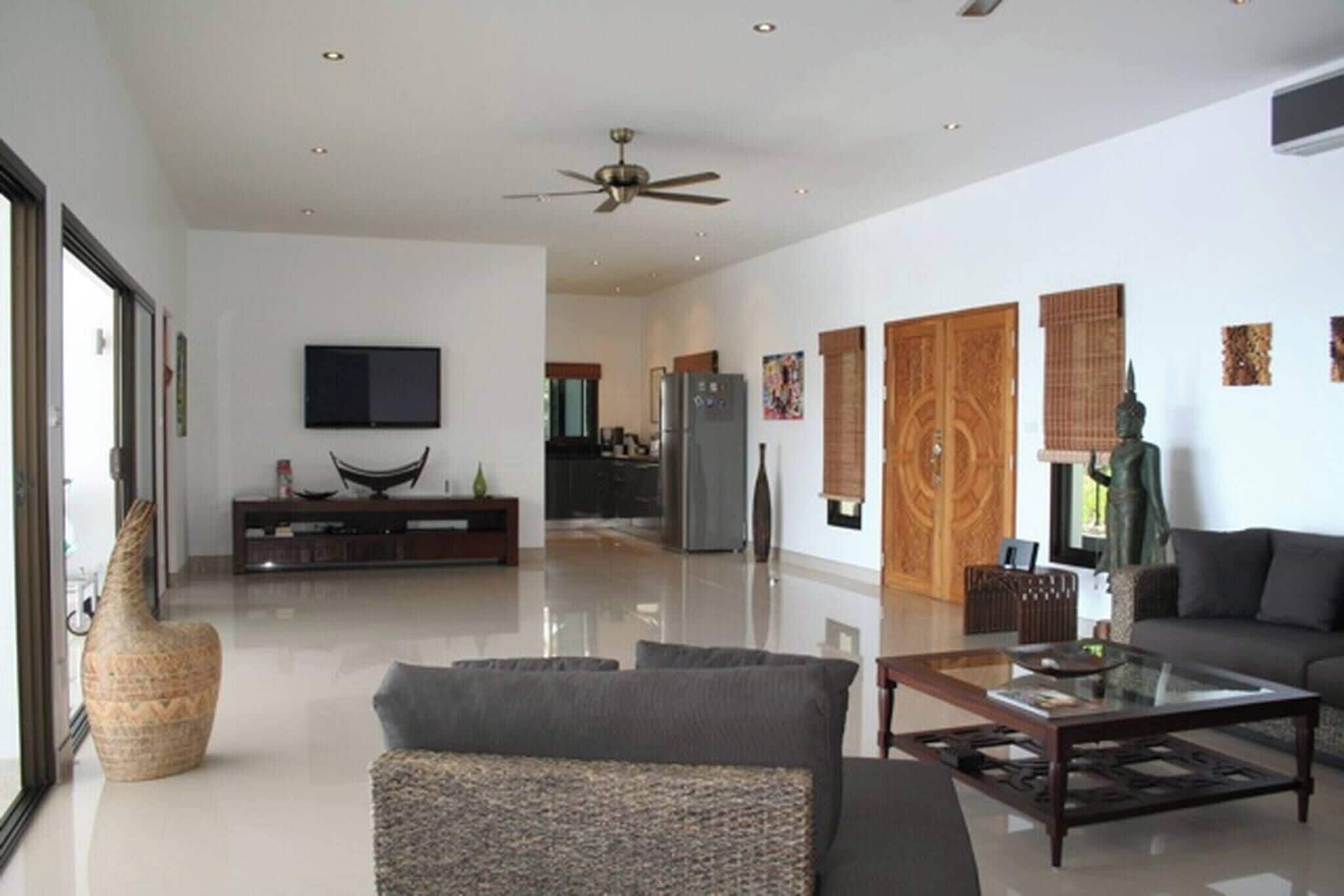 Villa, 2 Bedrooms, Smoking, Private Pool | Living room