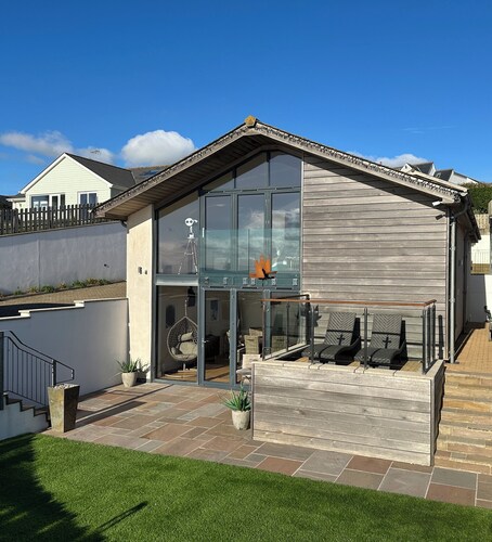 Coastguards Beach House