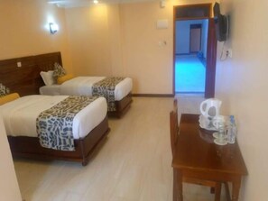 Chambre Standard avec lits jumeaux, vue ville
