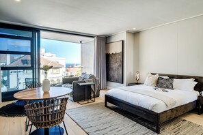 1 bedroom, in-room safe, iron/ironing board, WiFi