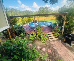 Terrace/patio - Parrish Treetop Retreat -Pool- 2 peaceful acres (Parrish)