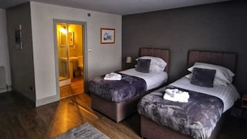 Twin Room | Bed sheets