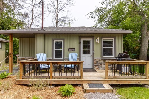 Cozy Couple`s Getaway in PEC