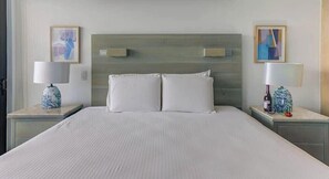 2 bedrooms, desk, iron/ironing board, travel cot - Aria Ocean escape w/ pool & beach access (Nuevo Vallarta)