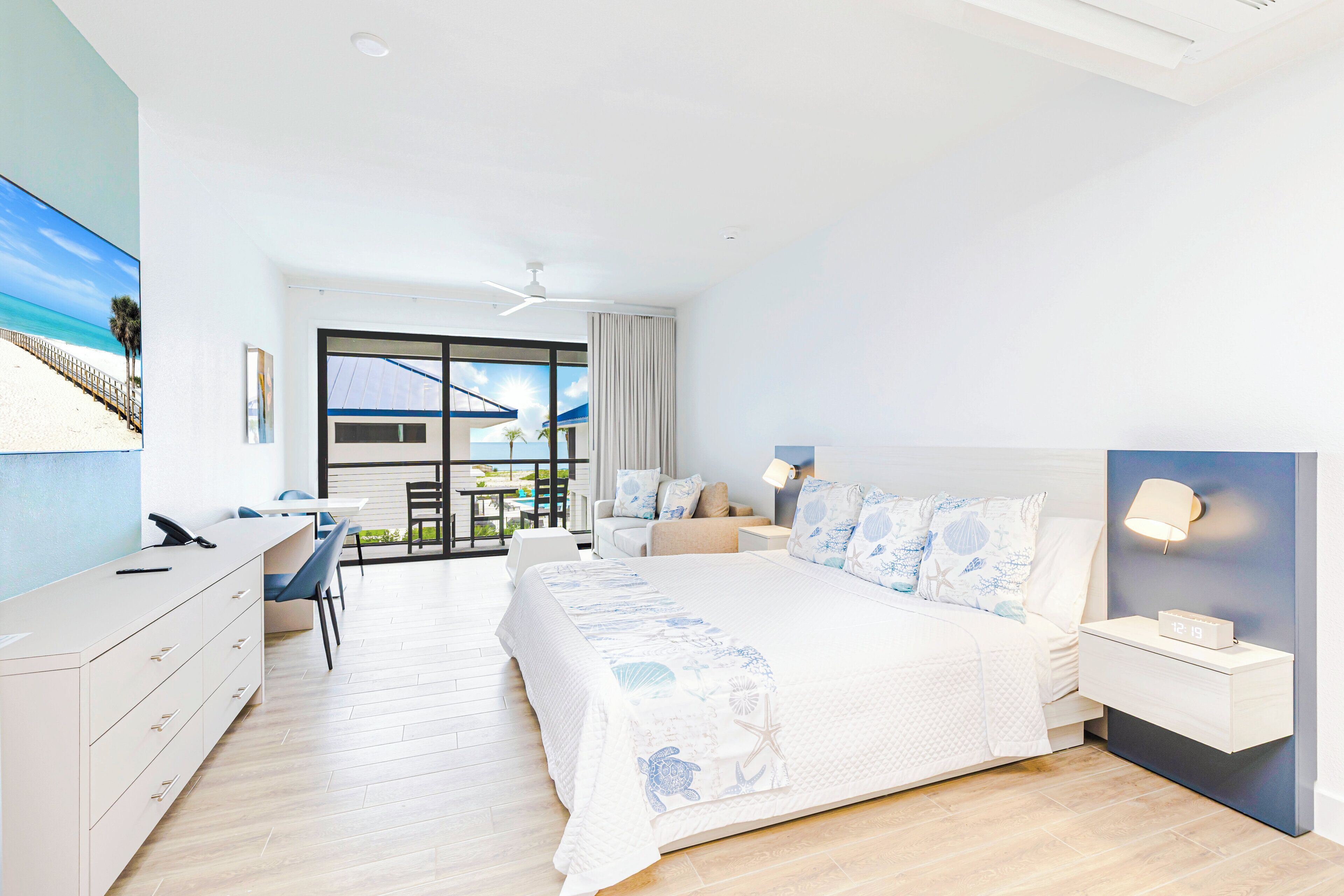 Coffres-forts dans les chambres, bureau