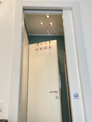 Studio, 1 Double Bed, Patio | Bathroom | Bidet - JOIVY Little Garden Studio Gattorno (Rapallo)