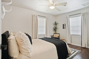 2 bedrooms, free WiFi, bed sheets