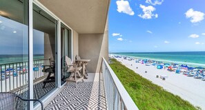 Property grounds - June 24 - 27th Open! Low 2nd floor at Tidewater! (Panama City Beach)