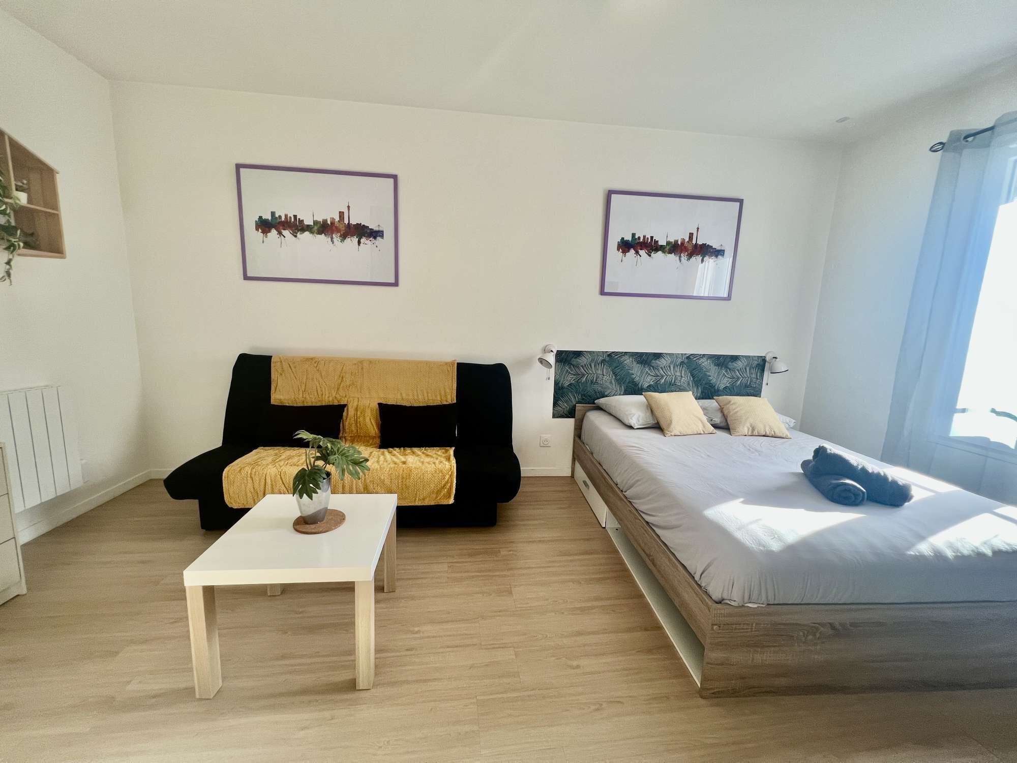 1 slaapkamer, een bureau, wifi