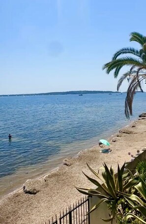 Playa en los alrededores