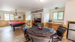 Spielezimmer