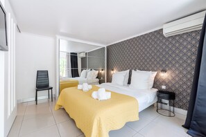 4 bedrooms, iron/ironing board, free WiFi, bed sheets