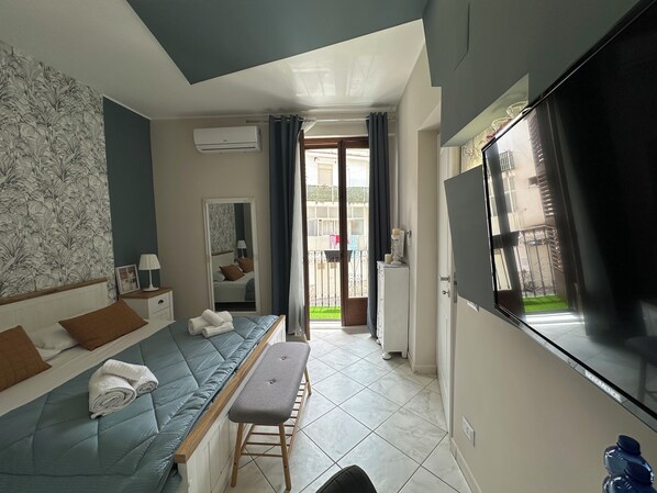 1 chambre, fer et planche Ă repasser, Wi-Fi, draps fournis