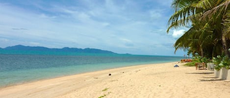 Villa, 3 Bedrooms, Smoking, Private Pool | Beach