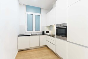 Apartment | Private kitchen - Feel Porto Historic Cozy Flat (Porto)