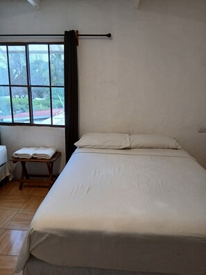 Basic Double Room, Private Bathroom | Free WiFi - Managua Inn (Managua)