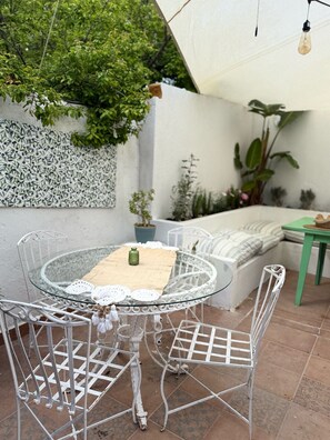 Deluxe Suite, Garden View | Terrace/patio - sadele hacımemiş (Cesme)