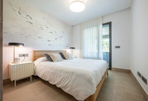 2 quartos, ferros/tábuas de passar roupa, Wi-Fi de cortesia