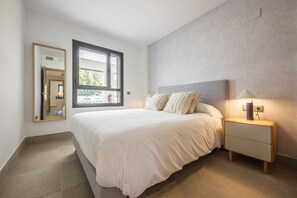 2 slaapkamers, een strijkplank/strijkijzer, gratis wifi