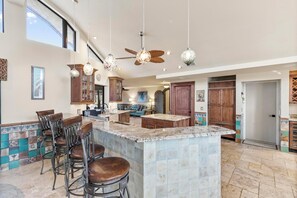 Interior - Luxurious Beachside Oasis with Infinity Pool on Marco Island (Marco Island)
