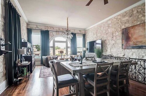 The Bank-Luxury Suite w/Deck Overlooking Main St!